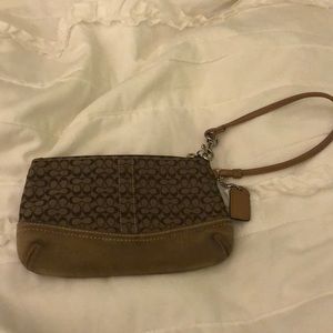 VINTAGE Classic Coach wristlet